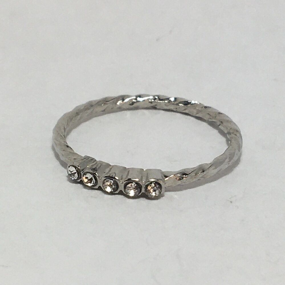 Vintage Ring Size 7.5 Silver Tone Twisted Band Rhinestones Dainty Minimalist
